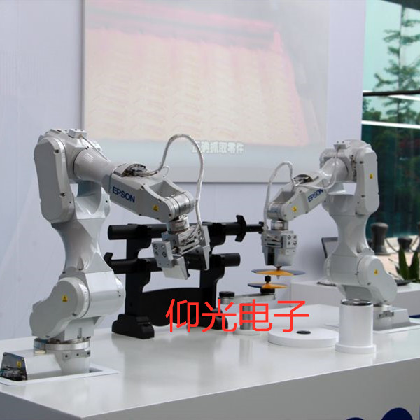 EPSON���I(y��)�C����Gϵ�л���(��������