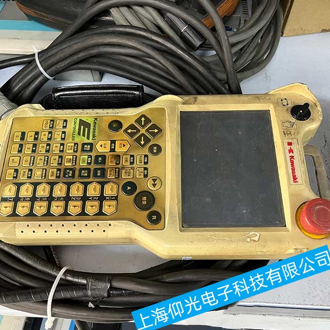 ���ݴ���C(j��)����RS005Nʾ������늟o����(y��ng)���ϾS�ޱ��B(y��ng)�{(di��o)ԇ